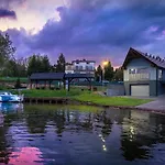 Przystan Radunska * Chmielno