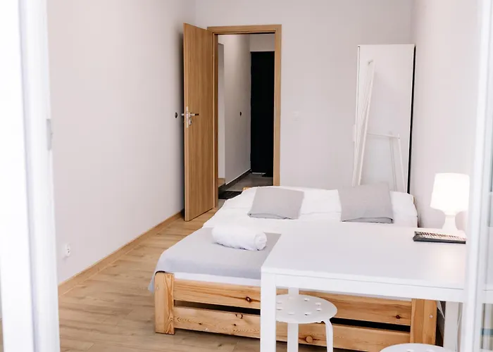 Przystan Radunska * تشميلنا